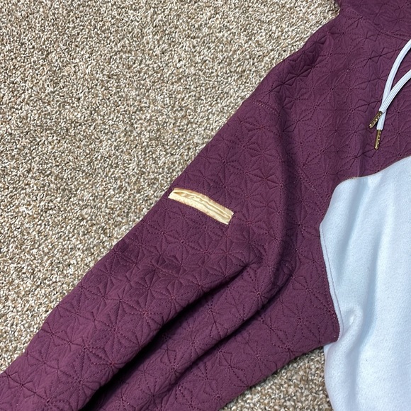 Mediums Collective Quilted Cut & Sew Hoodie - Maroon Wine. Men’s size L. - Picture 10 of 15